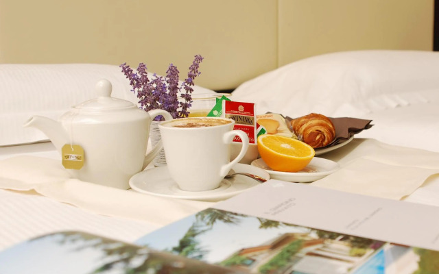 Kairos Garda Hotel