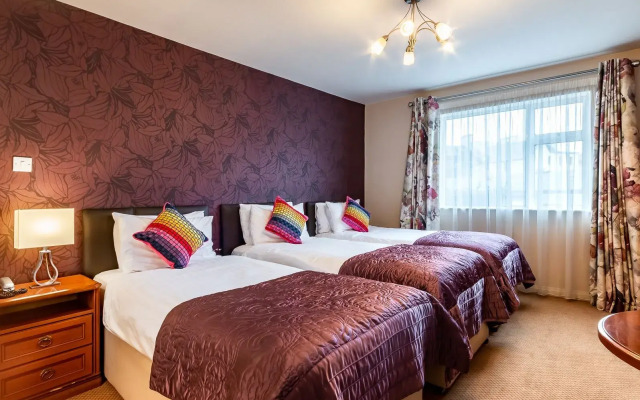 Foley's Guesthouse & Self Catering Holiday Homes