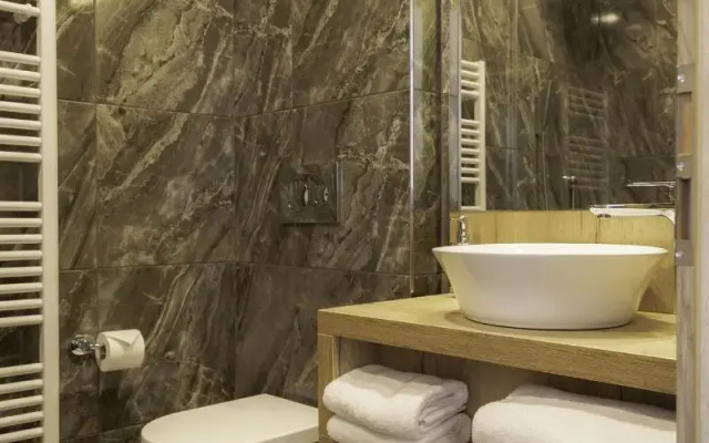 4 Smart Hotel