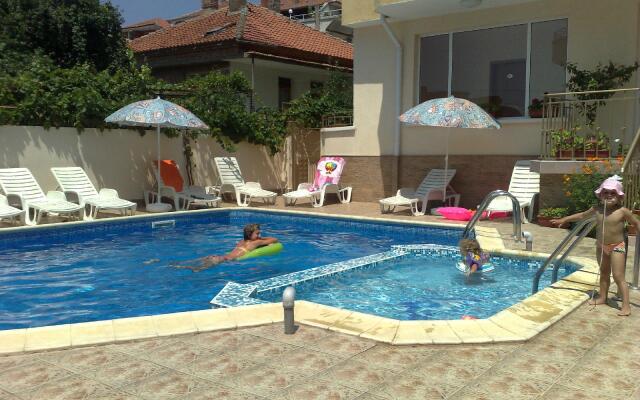 Hotel Larisa 2