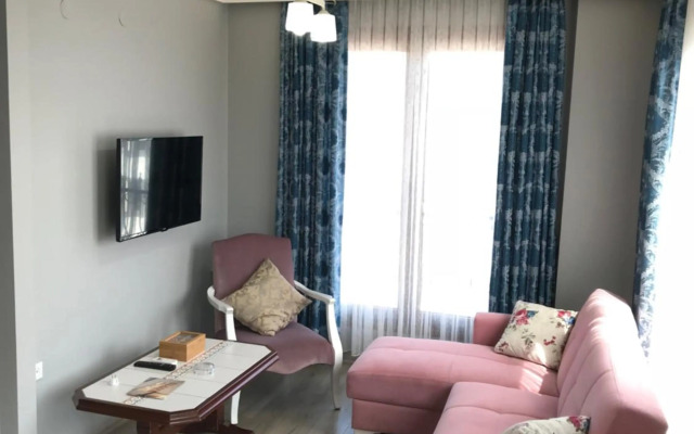 Senturkler Suite