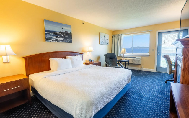 Fireside Inn & Suites - Belfast