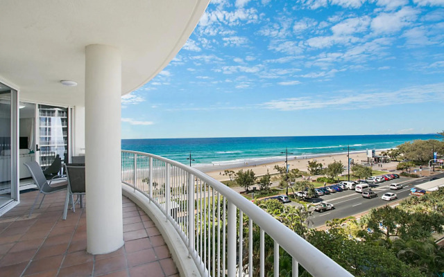 Moroccan Resort - HR Surfers Paradise