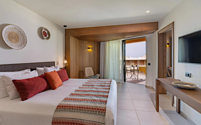 Minos Ambassador Suites & Spa - Adults only