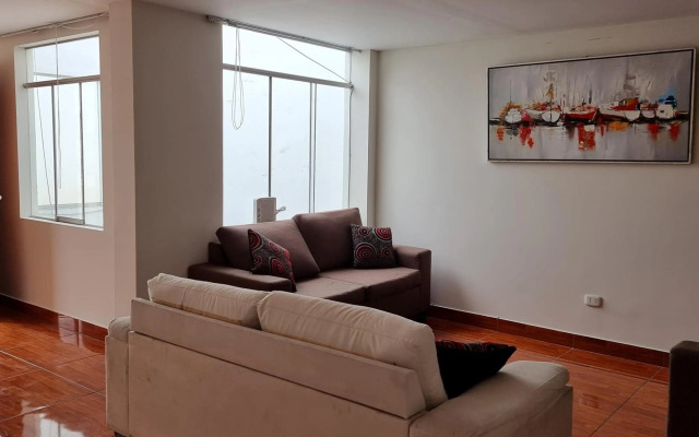 Apart Hotel Cabral a 5 minutos del Jockey Plaza