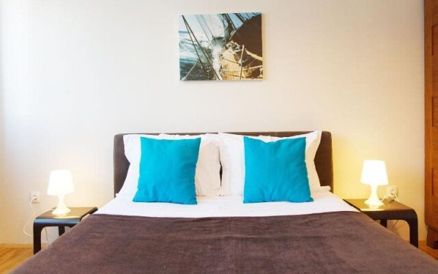 Apartment City Light