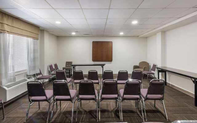 Sleep Inn & Suites Chesapeake - Portsmouth