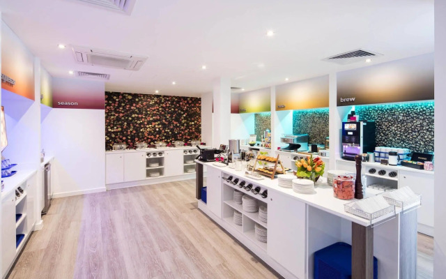 Hampton by Hilton Humberside Airport