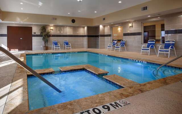 Best Western Plus Manvel Inn & Suites