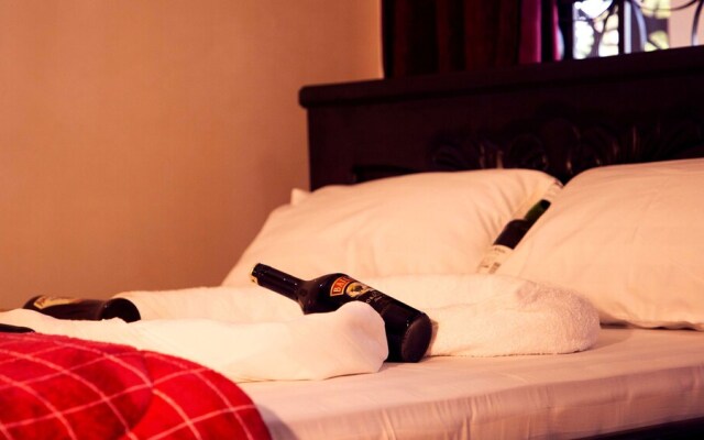Stusky Lark Mini Hotel Seeta