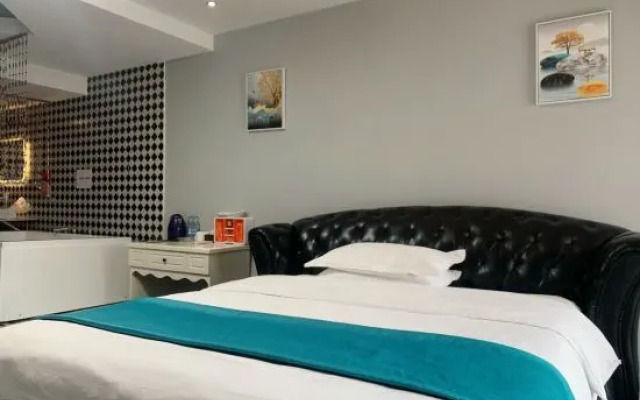 Beiai Hotel (Chongqing Daping Longhu Times Tianjie)