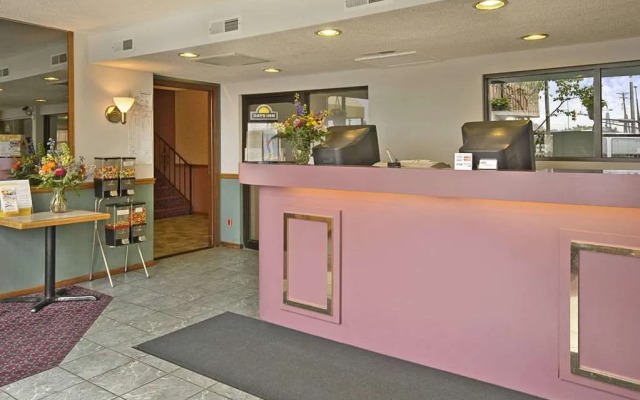 Days Inn St. Paul-Minneapolis-Midway