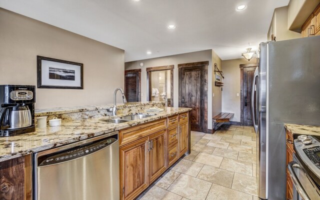 Premier 2br  At The Base Of Peak 7 2 Bedroom Condo by RedAwning