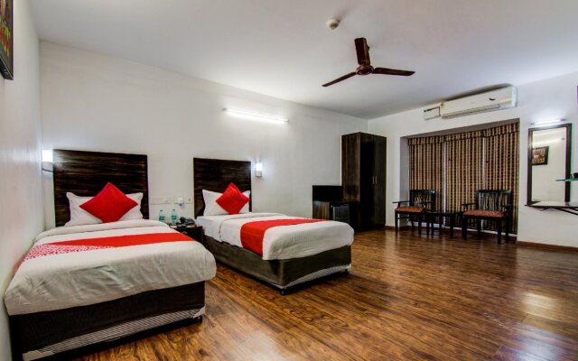 Grand Tiara Hotel