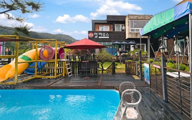 Gapyeong Hillhouse Pension