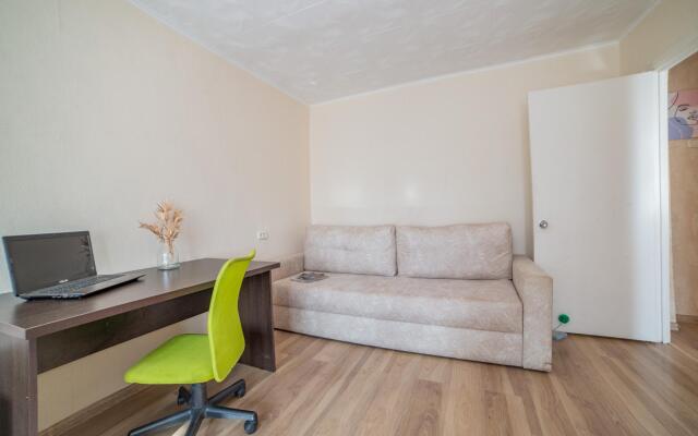 Европа Центр на улице Надеждинская