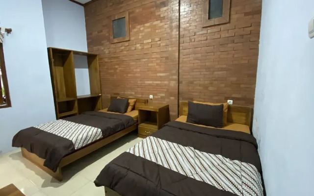 Homestay Candi Pawon Fahrurohman Syariah
