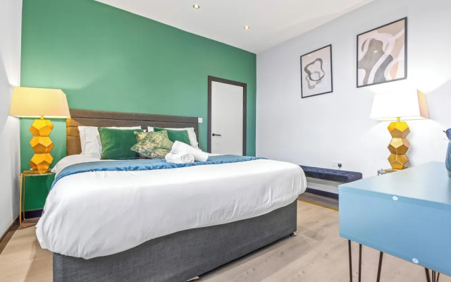 Superb 3bed Fulham Palace Retreat