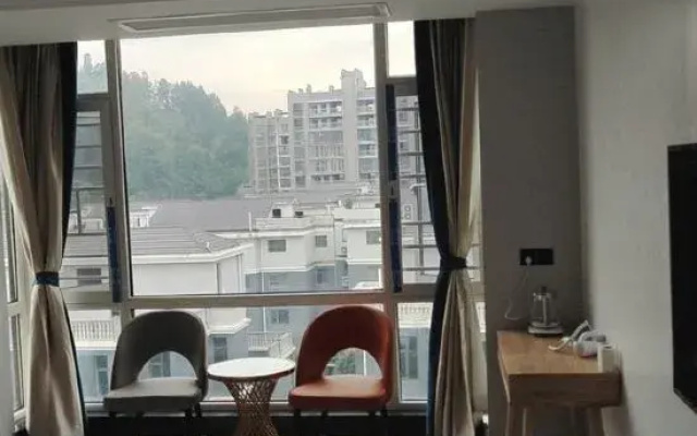 Jishouxizhou Hotel