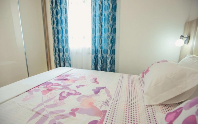 Nino Superior, One Bedroom Apartment With Terrace, No.3