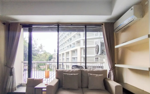 Simply And Comfy Studio Room Apartment Beverly Dago