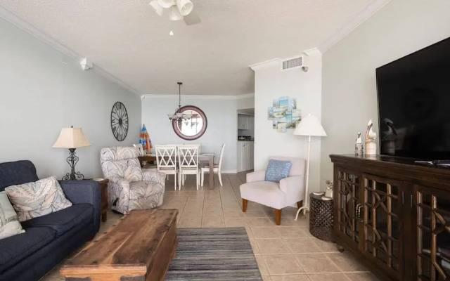 Pelican Pointe1204 3BR 2BA Gulf-front