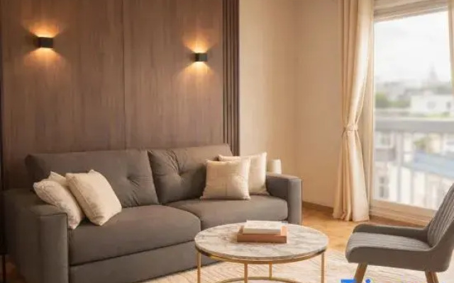 Parisian Studio with Eiffel Tower view & lift