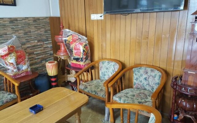 Tha Ha Zar Ta Hotel