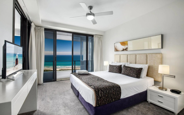 Ultra Broadbeach