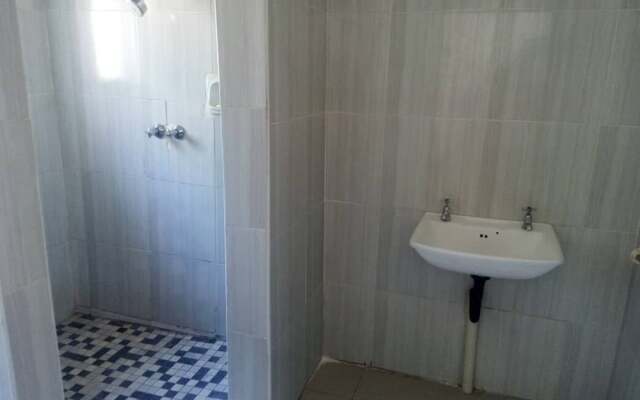 Chirundu Valley Motel