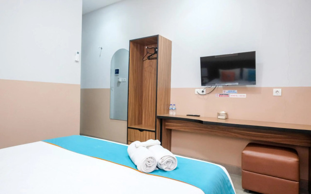 Sans Hotel Rajawali Surabaya