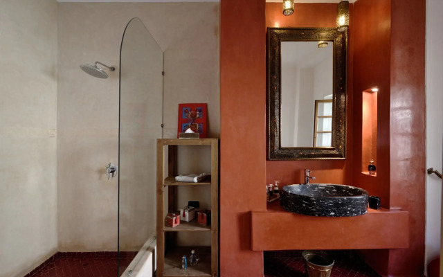 Riad Les Ammonites