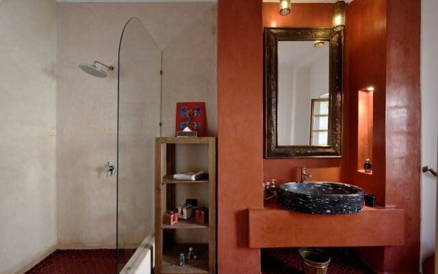 Riad Les Ammonites
