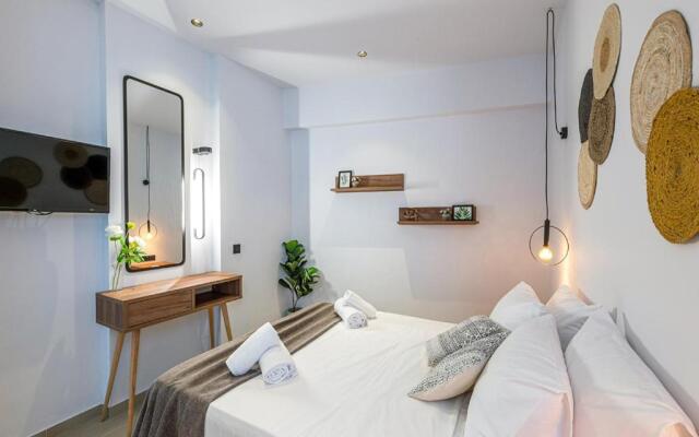 Noemie Apartments
