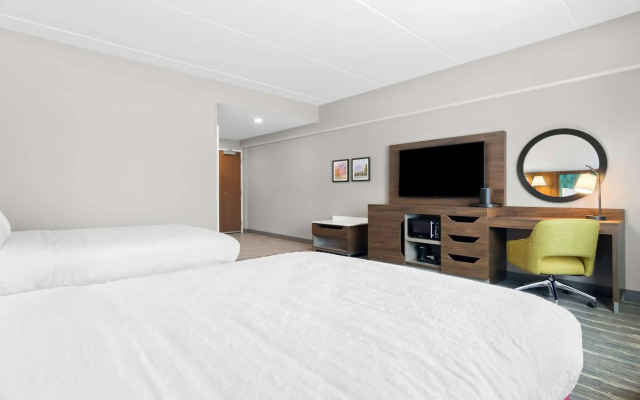 Hampton Inn & Suites Chicago Medical District UIC