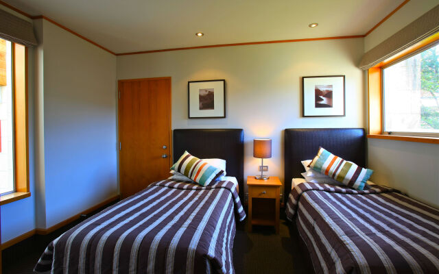 Distinction Te Anau Hotel And Villas