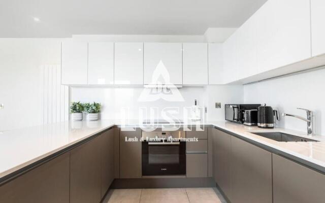 Modern, Stylish PENTHOUSE Apartment next to Wembley Stadium!