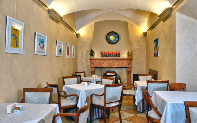 Art Hotel Commercianti