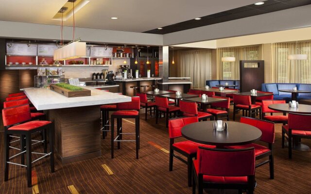 Courtyard by Marriott Memphis Airport