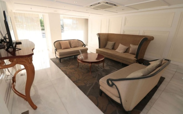 Apatel The Mansion Tower Capilano – Guest Rooms – Jakarta