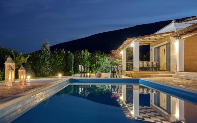 Astarte Villas - The Villa in Olive Grove