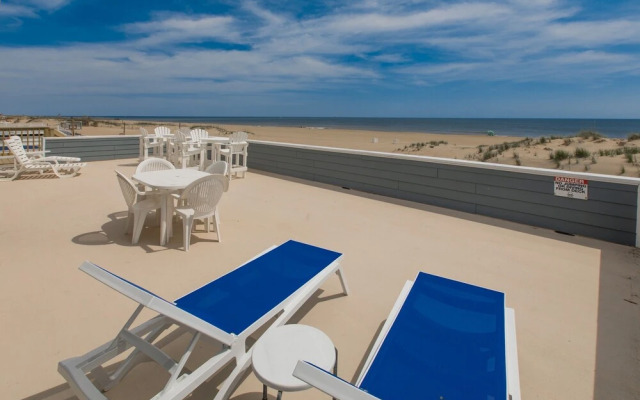 Ocean Commotion - 7 Br Home