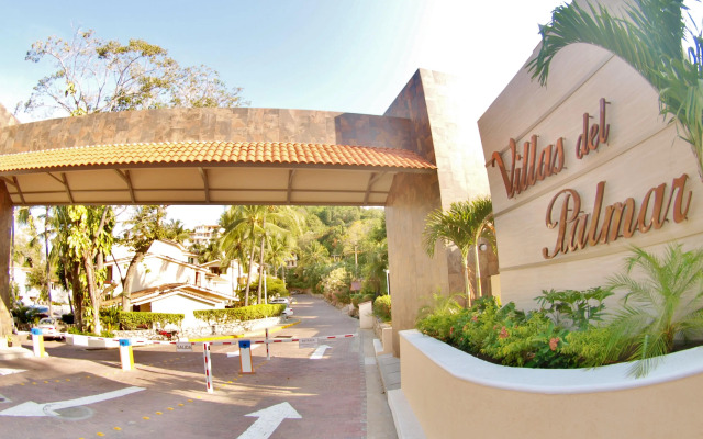 Villas del Palmar Manzanillo with Beach Club