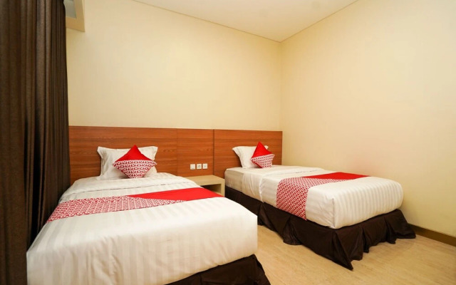 Cahaya 3 Hotel Near Juanda Airport