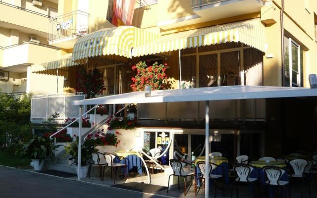 Hotel Giumer