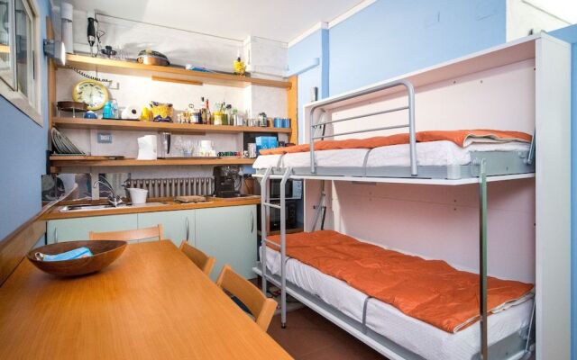 SESTRI MARE 5 AR122 (3 guests)