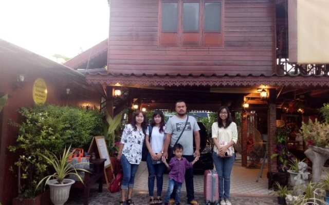 Ruenthip Homestay