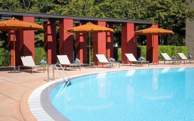 Disney's Hotel New York - The Art of Marvel