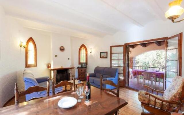 Holiday Home Cabanyes A412