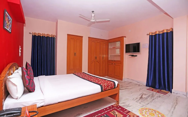 OYO 10994 Hotel Luxury INN